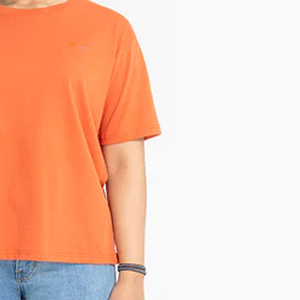 Camisetas Casuales de Verano para Mujer, Lisas, con Impresión de Logotipo Personalizado, Mezcla de Poliéster/Algodón, Transpirables, de Secado Rápido, Servicio OEM - Product Image 3