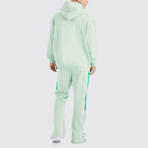 Sweat-shirt à capuche vert menthe pour homme, manches longues, vêtement décontracté, poches latérales, couleur unie, coupe classique, mode d'hiver, 100% coton biologique - Product Image 2
