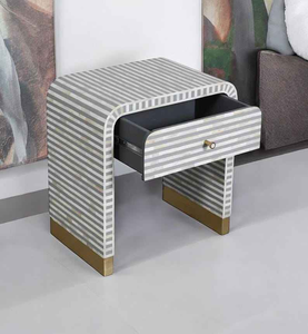 Mesa de Centro Artesanal con Incrustaciones de Hueso, Estilo Art Deco, Exclusiva de la India, en Oferta - Product Image 2