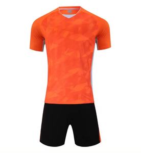 Venta al por mayor de camisetas de fútbol de sublimación personalizadas para adultos, ropa de fútbol para hombres, uniformes de entrenamiento deportivo - Product Image 3