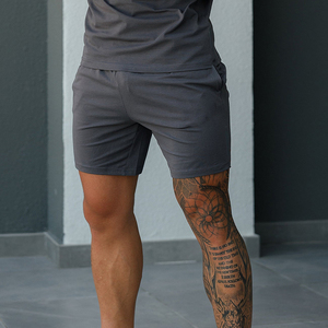 Shorts de sport pour hommes à séchage rapide, unis, style urbain, pour la course et l'entraînement, avec logo personnalisable, poches, vêtements de sport, tenue de fitness - Product Image 2