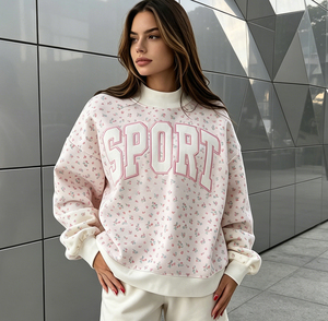 Sudadera de Invierno para Mujer, 100% Algodón Francés, Estilo Urbano, Personalizada con Estampado DTG Rosa, Apliques Bordados, Cuello Alto Holgado - Product Image 1