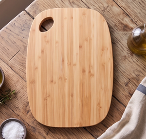 Planche à découper élégante et artisanale en bambou moderne, résistante au lave-vaisselle, pour la viande, le pain, la pizza, en bois d'acacia - Product Image 4