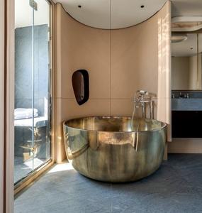 Baignoire autoportante en laiton de luxe exclusif, baignoire en métal massif pour salle de bain haut de gamme, hôtel, villa et spa, design d'intérieur - Product Image 3