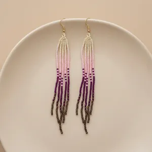 Set de Regalo Promocional Personalizado, Pendientes Largos con Flecos de Cuentas Miyuki Coloridas Hechas a Mano, Ecológicos y de Lujo para Mujer - Product Image 5