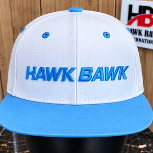 Gorra Unisex de 6 Paneles con Cierre a Presión, Blanca y Azul, Logotipo Bordado, Visera Plana Clásica, Diseño Moderno Personalizado, para Viajes al Aire Libre - Product Image 5