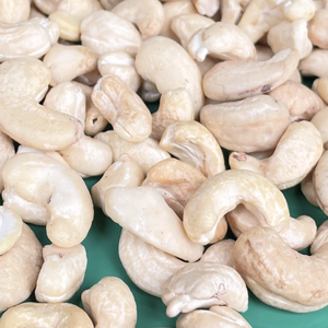 Nueces de Anacardo Crudas de Fábrica Confiable, WW180, WW240, WW320, LP, Nueces de Anacardo W320, Empaque Personalizado - Product Image 1