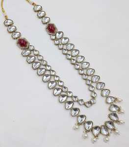 Ensemble de collier long Kundan double couche de luxe avec perles, or antique, pour mariages et fêtes, collection de bijoux ethniques - Product Image 2