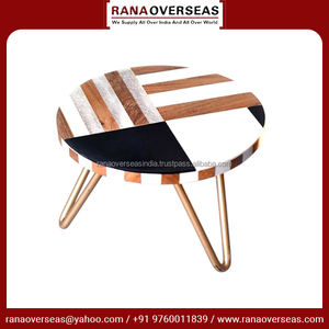 Elegante mesa auxiliar de madera y patas de metal, perfecta para la decoración del hogar y la Oficina, Muebles de acento resistentes, elegantes y funcionales - Product Image 3