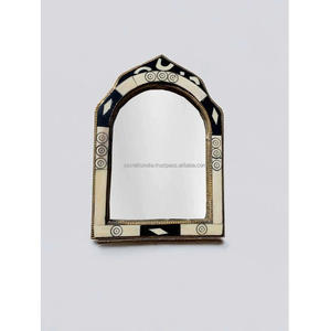 Miroir d'incrustation d'os de concepteur le plus demandé avec le cadre décoratif pour des thèmes d'intérieur vintage et ethniques disponibles au meilleur prix - Product Image 1