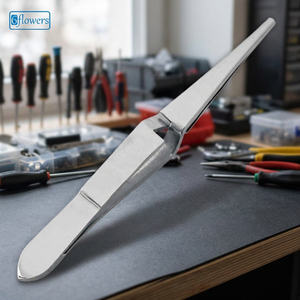 Pointed Tip Stainless Steel Eyebrow Tweezers Durable Modern Design - Product Image 2