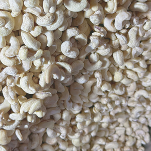 Hot Sale Cashew <b>Nuts</b> Wholesale W180 Organic Cashew <b>Nuts</b> Wholesale Santigo Cashew Vietnam Reasonable Price - Product Image 1