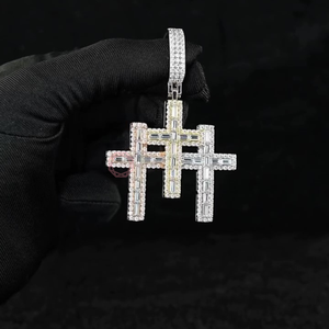 Colgante de Plata S925 con Moissanita, Diseño de Cruz Doble Personalizada, Joyería Fina, Colgantes y Dijes, Joyería Hip Hop Personalizada - Product Image 3