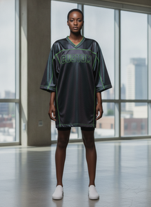 เสื้อเจอร์ซีย์อเมริกันฟุตบอลคอวีสำหรับผู้หญิง แบบสั่งทำพิเศษ ผ้าโพลีเอสเตอร์ตาข่าย 100% ทรงหลวม แขนสามส่วน ระบายอากาศได้ดี เหมาะสำหรับทุกฤดูกาล - Product Image 5