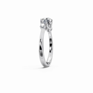 แหวนหมั้นเพชรเกลียวถัก18K โรสโกลด์หรูหราในห้องปฏิบัติการ - Product Image 2