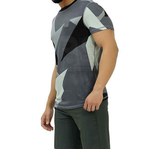 เสื้อยืดผู้ชายสไตล์ลำลองสำหรับคนเมือง เนื้อผ้าระบายอากาศได้ดี ทรงหลวมใส่สบาย ตัดเย็บอย่างประณีต ดูทันสมัย - Product Image 2