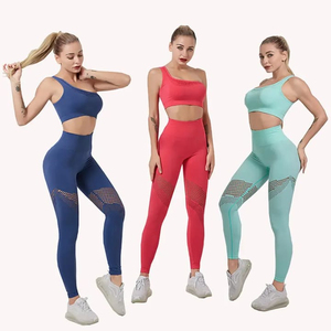 Ensemble de yoga pour femmes, couleur unie, haut de sport taille haute, short d'entraînement, personnalisable, grandes tailles, imperméable, écologique - Product Image 1