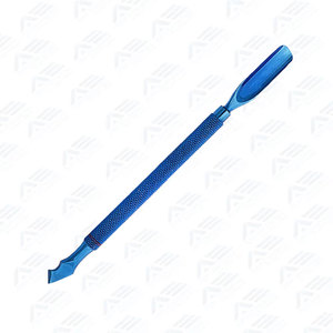 Pousse-cuticules carré angulaire argenté personnalisé avec logo, coupe-ongles, instrument de beauté, produit de soin des ongles - Product Image 3