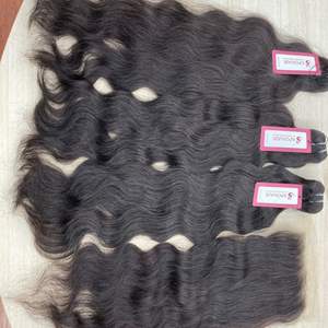 <b>Best</b> Quality 20 Inch Frontal 13x4 Machine Weft Remy Hair Extensions Natural Wave Weft Hair Extensions - Product Image 3