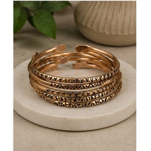 Pulsera de Metal Multicapa con Grabado Bioresonante Primitivo, Brazalete de Salud, Venta al por Mayor - Product Image 2