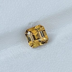 Natural Yellow Chrysoberyl <b>Cushion</b> Cut Loose Gemstone Fine Quality Golden Chrysoberyl For Jewelry Making - Product Image 2