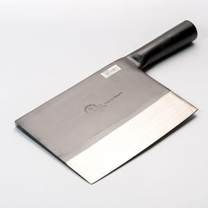 Couteau de cuisine robuste 12 pouces, lame en acier carbone, finition satinée, design minimaliste, manche en bois pour droitier - Product Image 4