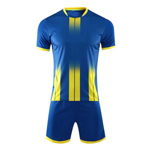 Uniforme de football pour hommes, fabrication professionnelle, prix bas, imprimé, 100% polyester extensible, respirant, faible MOQ - Product Image 1