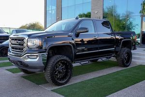 Usado, 2017, Crew Cab, SLT, Serie Todoterreno - Product Image 3