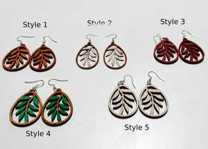 Boucles d'oreilles en bois faites à la main, accessoires de mode en bois naturel, bijoux légers pour femmes, pour la vente en gros de composants de bijoux - Product Image 5