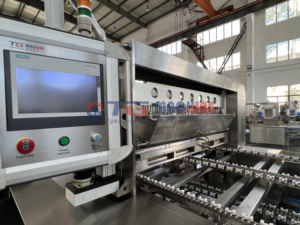 Machine de dépose automatique de gélatine pour bonbons gélifiés, contrôlée par PLC - Product Image 5