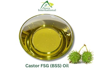 Huile de croissance capillaire en vrac 100 % pure à l'extrait de ricin indien, hydratante pour le cuir chevelu, traitement de repousse des cheveux pour des cheveux forts et sains - Product Image 2