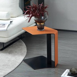 Mesa de Centro Moderna y Duradera en Forma de C con Estructura Metálica con Recubrimiento de Polvo Negro, Diseño Minimalista para Sala de Estar y Dormitorio - Product Image 5