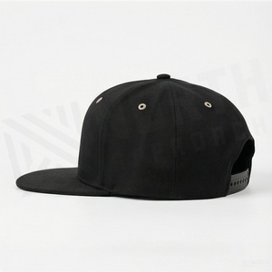 Gorra Snapback Negra de 6 Paneles, Unisex, de Sarga de Algodón, Visera Plana, Estilo Casual, Talla Adulto 58-60CM - Product Image 3