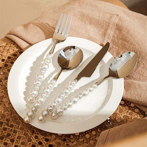 Ensemble de couverts en acier inoxydable plaqué or, design classique, finition miroir, manche long, durable, pour les occasions de mariage - Product Image 3