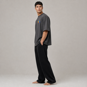 T-shirt ample tendance pour homme, coupe oversize, tissu confortable et design polyvalent, idéal pour le streetwear moderne. - Product Image 4
