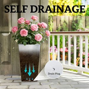 Set di 3 Vasi e Fioriere Conici Bianchi per Esterni, per Giardino e Arredamento Casa - Product Image 2