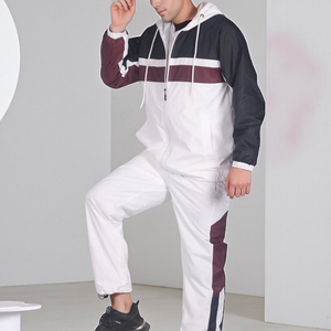 Ensemble de sport 2 pièces pour homme, imperméable et respirant, avec capuche, haut à manches longues zippé et pantalon, idéal pour l'hiver (Marque Blanche) - Product Image 3