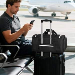 Sac de sport respirant de qualité supérieure, résistant à l'eau, avec compartiment dédié aux chaussures et poignées de transport renforcées - Product Image 2