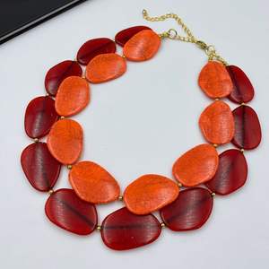 Collier en résine et bois de designer RR ENTERPRISES avec breloques naturelles, composants de bijoux d'Inde - Product Image 2