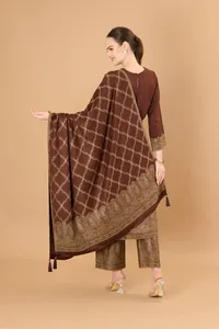 Tela de vestido de lana Acrowool premium sin coser Safaa Winter para mujer con estola, material de lana para trajes de invierno - Product Image 4