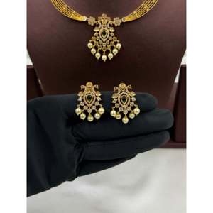 Indian Ethnic Unnati Traditional Gold Plated Hasli Necklace & Earring Set for Bridal Ladies - Product Image 3