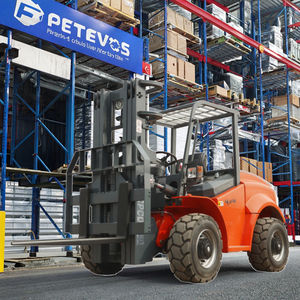 Nueva carretilla elevadora diésel para terreno rugoso 4WD, carretilla elevadora hidráulica con batería de 1,5 toneladas y 3 toneladas - Product Image 4