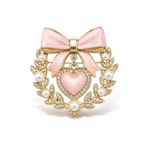 Badge Métallique Classique Couronne et Bouclier avec Cristaux Scintillants pour Cérémonie de Remise des Diplômes Féminine, Décoration de Blazer, Broche de Sororité - Product Image 1
