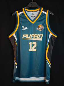 PUFFIN SPORTS Camiseta de Baloncesto Personalizada sin Mangas, Malla Sublimada con Estampado Geométrico, Cuello Redondo, Unisex, Ropa Deportiva Transpirable para Adultos - Product Image 4