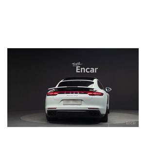 Porsche Panamera 4.0 GTS 2023 avec volant à gauche, sièges en cuir, caméra arrière, 97 272 km - Product Image 4