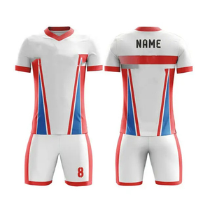 Tenues de football en gros produites en mélange de polyester doux offrant un ajustement confortable, une excellente tenue des couleurs et une offre OEM - Product Image 6