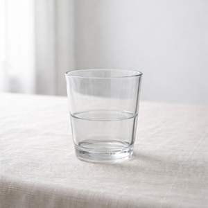 Vaso Irrompible de Plástico Transparente de 11 oz para Agua, para Hogar, Restaurante y Exteriores - Product Image 1