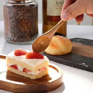 Cuillère en bois naturel artisanale, logo personnalisable, écologique, résistante à la chaleur, facile à nettoyer, pour la cuisine, le service et l'usage quotidien - Product Image 1