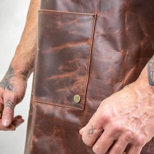 Tablier sans manches en cuir pleine fleur LPN-0003 cadeau de Noël pour lui-boucher cuisinier BBQ barbier menuisier - Product Image 5