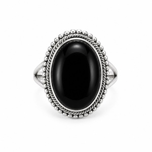Anillo de Ónix Negro Natural, Plata de Ley 925, Hecho a Mano, Joyería Fina Clásica, Regalo para Ella - Product Image 1